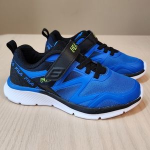 Fila boy's size 12 running shoes